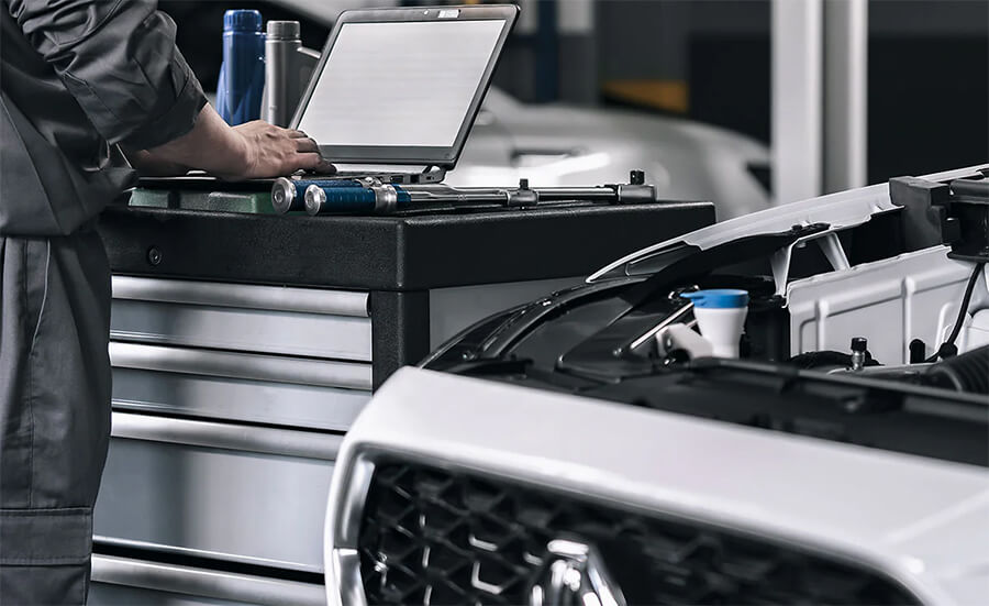 Computer diagnostics for MG vehicle